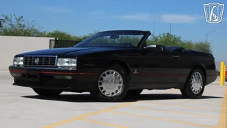 1993 Cadillac Allante photo 3