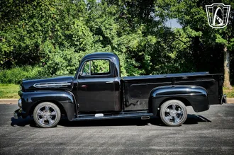 1951 Ford F2 photo 5