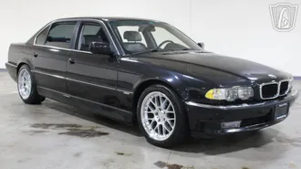 2001 BMW 740il photo 2