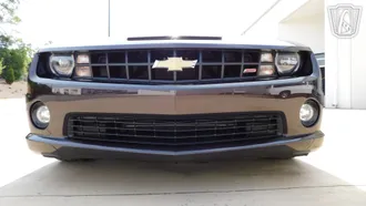 2011 Chevrolet Camaro SS photo 2