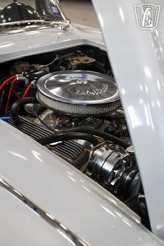 1960 Chevrolet Corvette photo 2