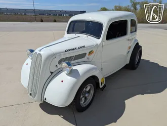 1948 Ford Anglia photo 2