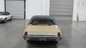 1969 Oldsmobile Cutlass photo 6