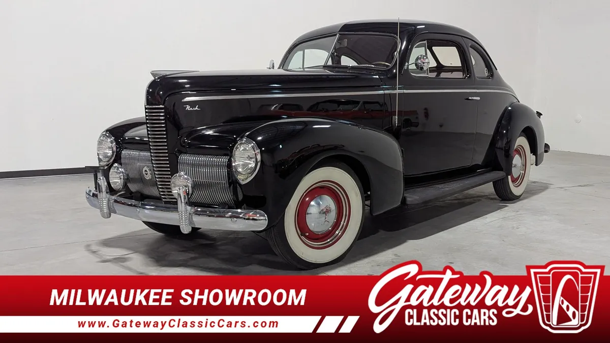 1940 Nash 4022 Opera Ambassador