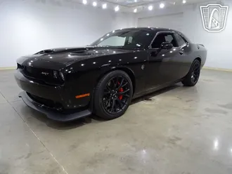 2015 Dodge Challenger photo 2