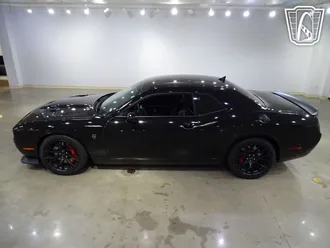 2015 Dodge Challenger photo 6