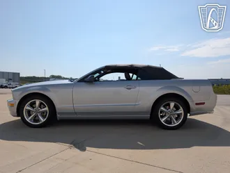 2005 Ford Mustang photo 6