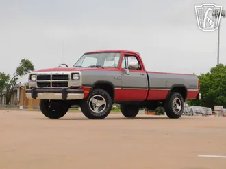 1991 Dodge Ram photo 3