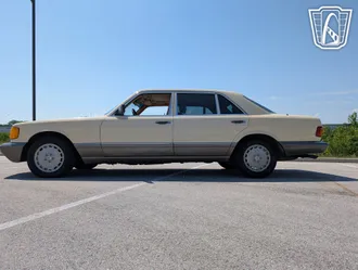 1986 Mercedes-Benz S-Class photo 7