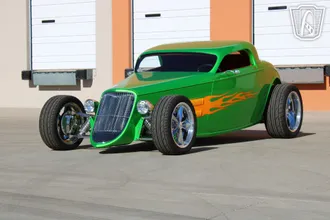 1933 Ford Coupe photo 3
