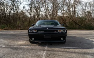2009 Dodge Challenger photo 3