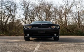 2009 Dodge Challenger photo 4