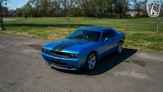 2010 Dodge Challenger photo 5