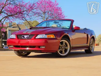 2004 Ford Mustang photo 3
