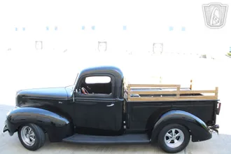 1940 Ford 1-1/2 Ton Pickup photo 2