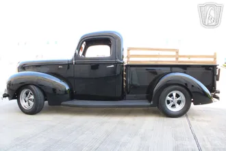 1940 Ford 1-1/2 Ton Pickup photo 4