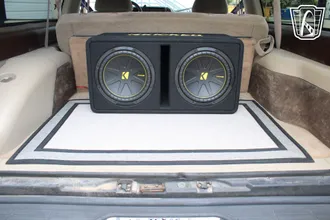 1996 Chevrolet Tahoe photo 3