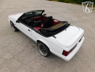 1990 Ford Mustang photo 6