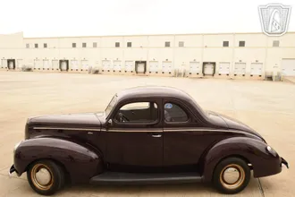 1939 Ford Coupe photo 2