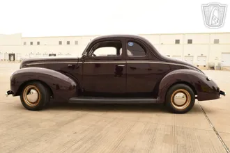 1939 Ford Coupe photo 4
