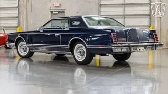 1977 Lincoln Mark V photo 7