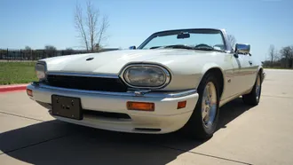 1995 Jaguar XJS photo 3