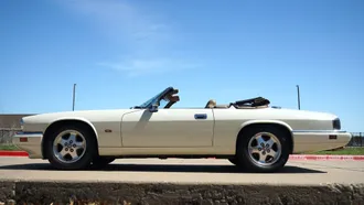 1995 Jaguar XJS photo 7