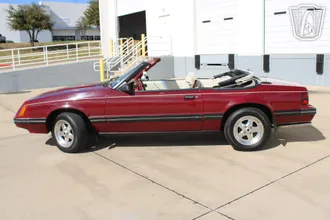 1983 Ford Mustang photo 6