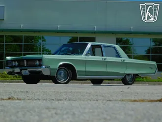 1967 Chrysler Newport photo 3