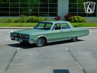 1967 Chrysler Newport photo 5