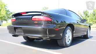 1993 Chevrolet Camaro photo 3