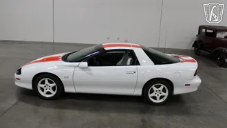 1997 Chevrolet Camaro photo 5