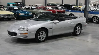 1998 Chevrolet Camaro photo 2