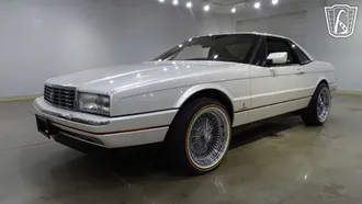 1991 Cadillac Allante photo 3