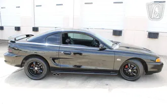 1994 Ford Mustang GT photo 4