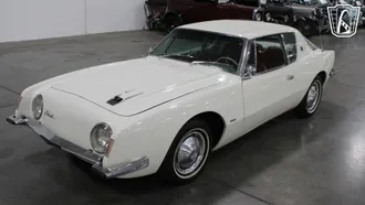 1964 Studebaker Avanti photo 3