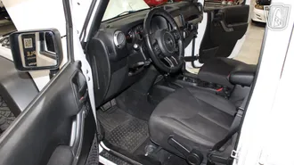 2016 Jeep Wrangler photo 7