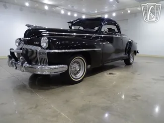 1947 DeSoto Deluxe photo 2