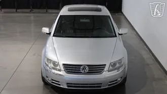 2004 Volkswagen Phaeton photo 5