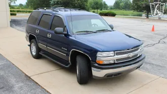 2000 Chevrolet Tahoe photo 3