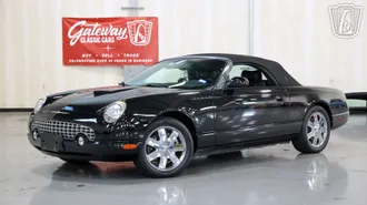 2002 Ford Thunderbird photo 2