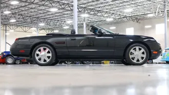2002 Ford Thunderbird photo 7