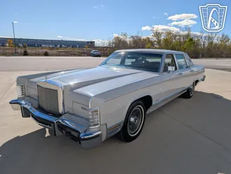 1979 Lincoln Continental photo 2