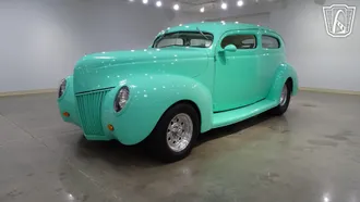 1939 Ford Sedan photo 3