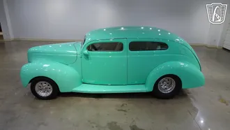 1939 Ford Sedan photo 5