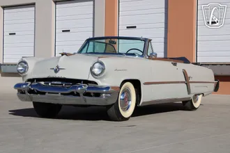 1952 Lincoln Capri photo 2