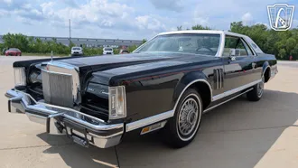 1979 Lincoln Mark V photo 3