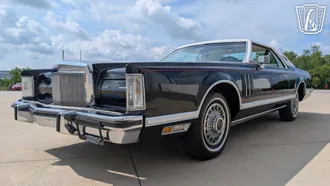 1979 Lincoln Mark V photo 4