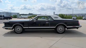 1979 Lincoln Mark V photo 6