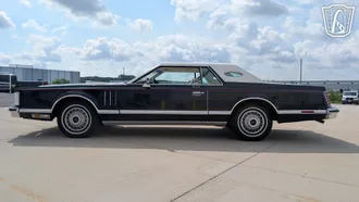 1979 Lincoln Mark V photo 7